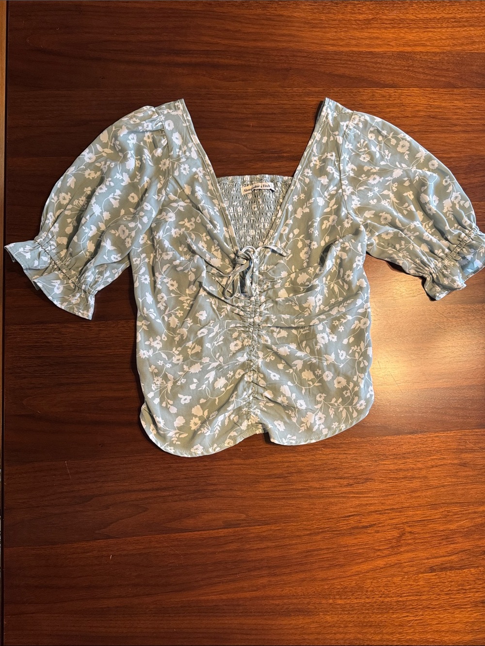 Abercrombie & Fitch Sage Green Floral Tie-Front Puff Sleeve Top